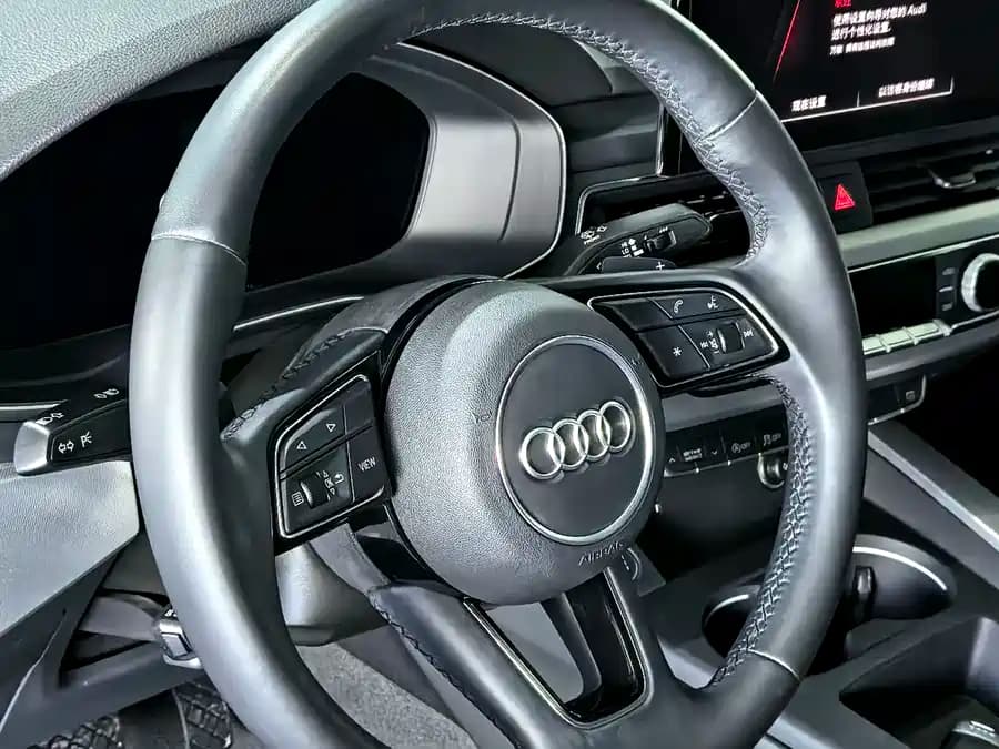 Audi A5 - фото 7