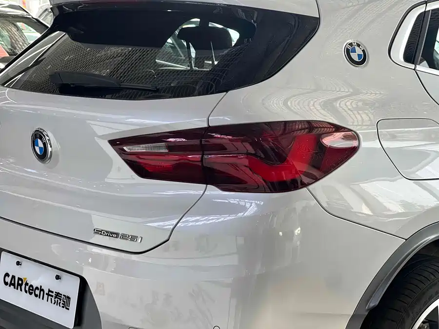 BMW X2 - фото 10