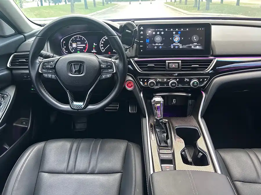 Honda Accord - фото 17