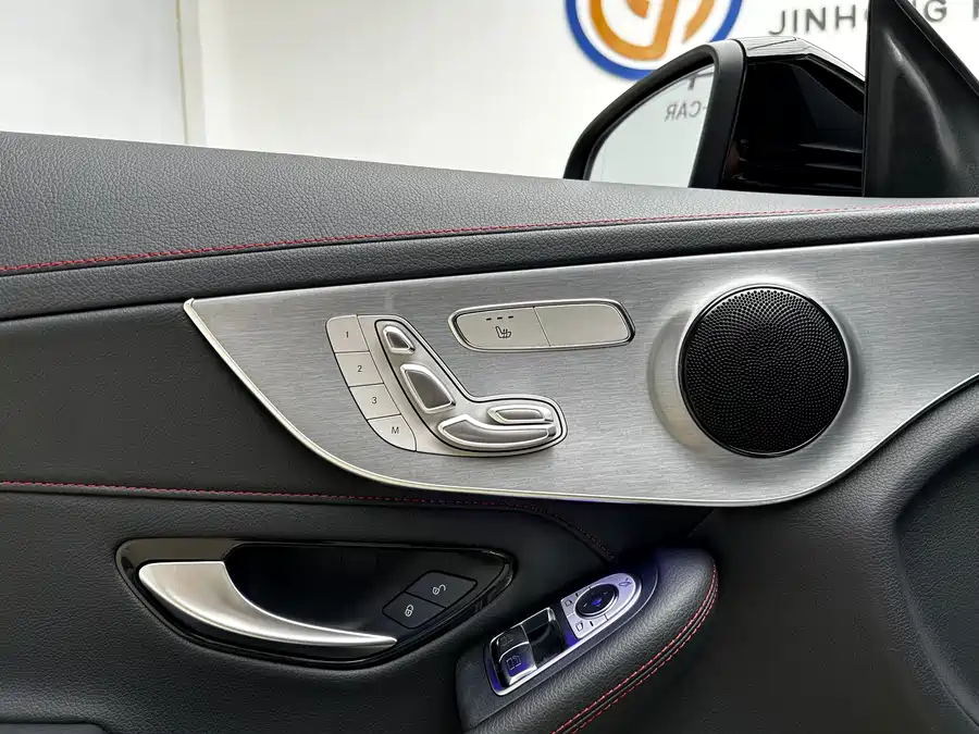 Mercedes C-Class - фото 5