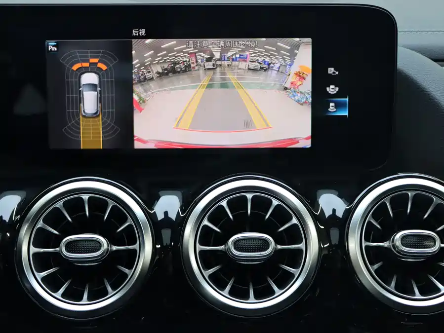 Mercedes GLA - фото 10