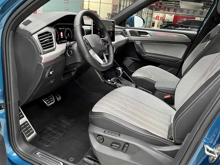 Volkswagen Tayron - фото 12